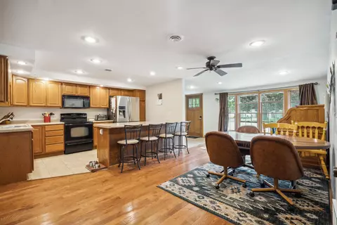 155 S 175 S 3rd St, Maynard, IA 50655 photo 10