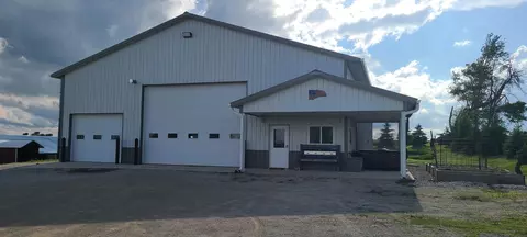 1133 140th Ave, Castalia, IA 52133