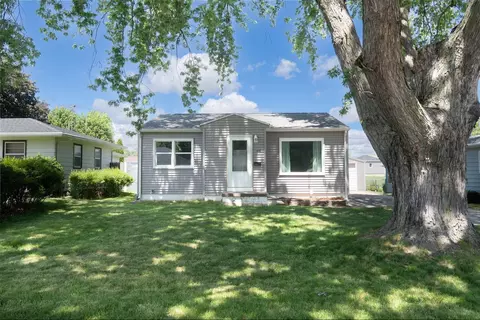 1829 Liberty Ave, Waterloo, IA 50702