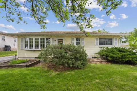 1707 Howard Ave, Waterloo, IA 50702