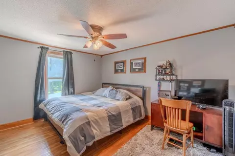 409 Oak St, Sumner, IA 50674 photo 15