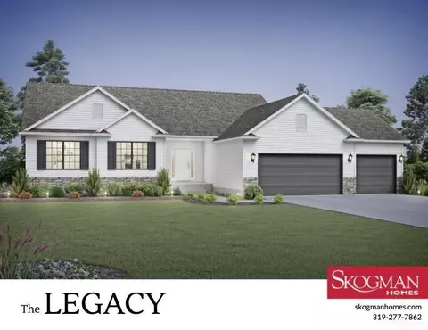 4407 Granite Ridge Rd, Cedar Falls, IA 50613