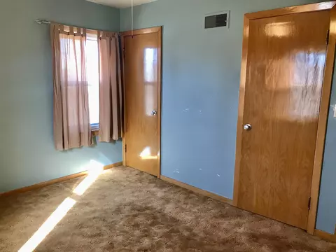 404 E Spring St, New Hampton, IA 50659 photo 17