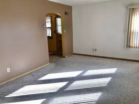 404 E Spring St, New Hampton, IA 50659 photo 11