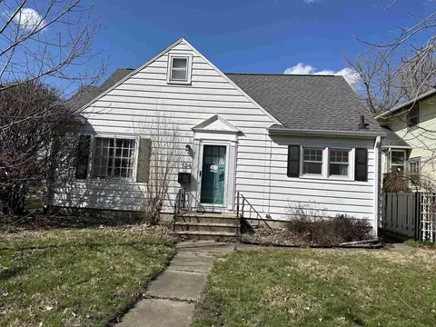 126 Home Park Blvd, Waterloo, IA 50701