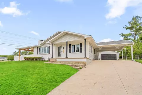 1619 W 19th St, Cedar Falls, IA 50613