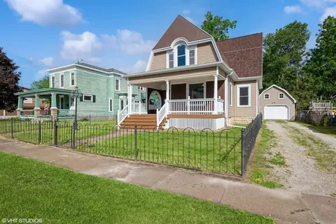 602 Commercial St, La Porte City, IA 50651