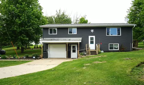 5050 Highway 14 E, Newton, IA 50208