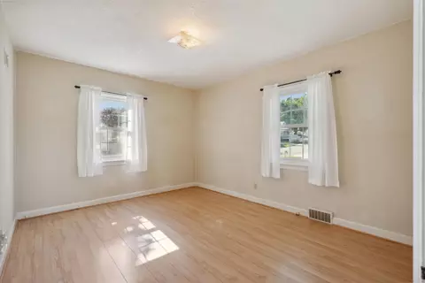 1456 Bertch Ave, Waterloo, IA 50702 photo 10
