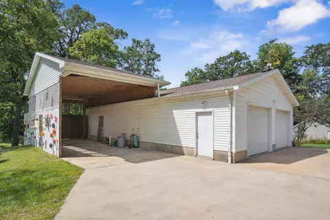 460 S Hackett Rd, Waterloo, IA 50701 photo 22