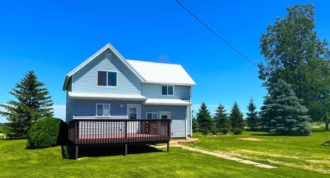 19262 85th, Lime Springs, IA 52155
