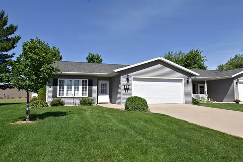 178 Cardinal Ct, Independence, IA 50644