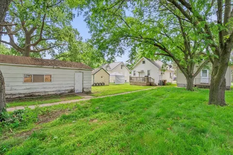 157-159 Dearborn Ave, Waterloo, IA 50703 photo 6