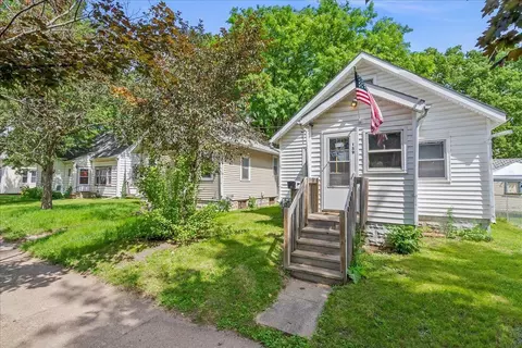 157-159 Dearborn Ave, Waterloo, IA 50703