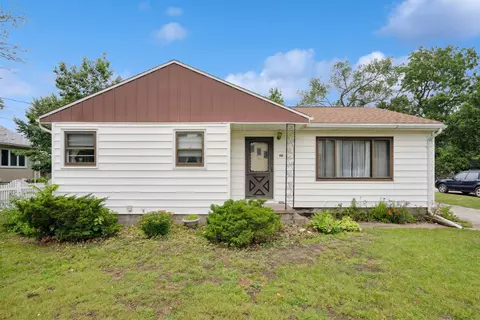 1111 Longfellow Ave, Waterloo, IA 50703
