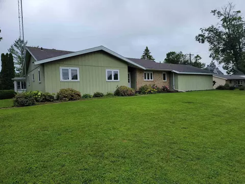 243 4th Ave W, Cresco, IA 52136