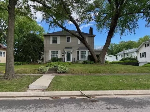 115 Elston Ave, Waterloo, IA 50701