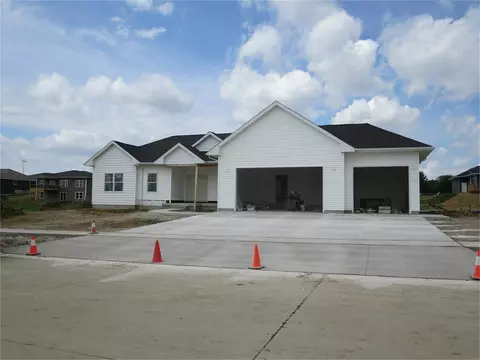 222 Grouse Dr, Hudson, IA 50643