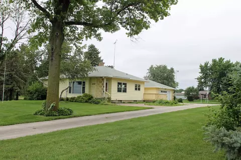 2093 Marquis Rd, Denver, IA 50622