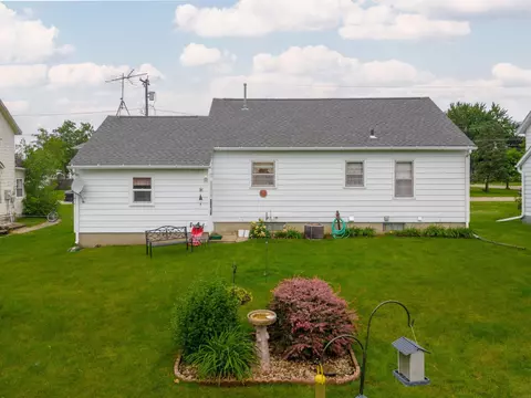 529 E 2nd St, Sumner, IA 50674 photo 14