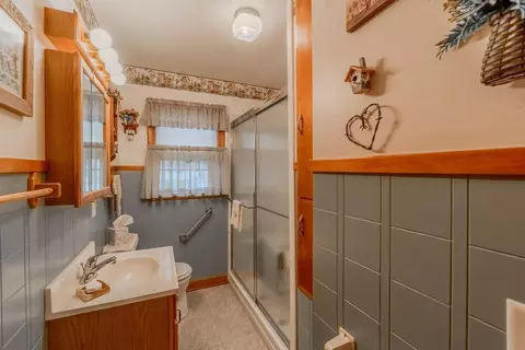 529 E 2nd St, Sumner, IA 50674 photo 9