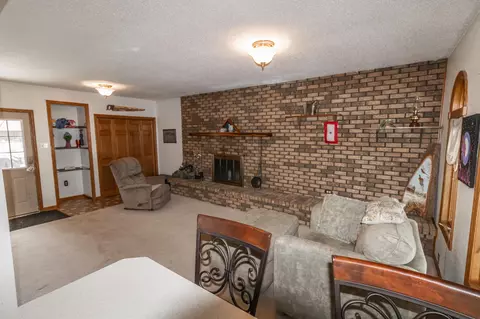 412 Malone Ave, Readlyn, IA 50668 photo 7