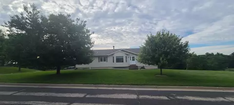 113 Eagle Dr, Mcgregor, IA 52157
