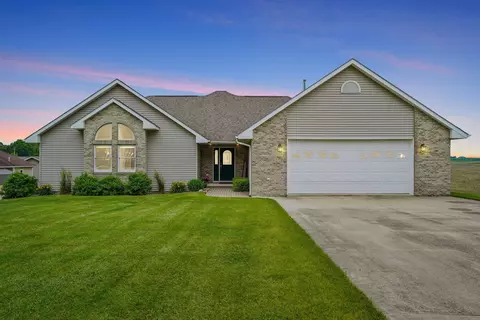 901 N Pine St, West Union, IA 52175