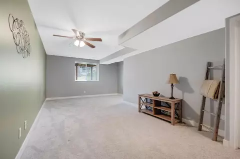832 Grindstone Cir, Waterloo, IA 50701 photo 19