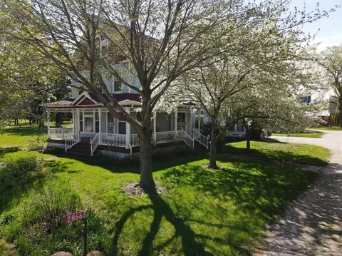 2866 270th St, Fredericksburg, IA 50630