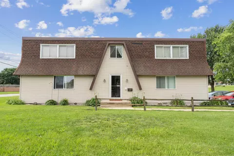 1207 Meadow Ln, Waterloo, IA 50701