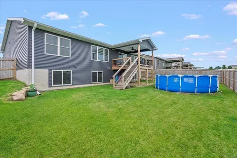 1127 Algonquin Dr, Cedar Falls, IA 50613 photo 5