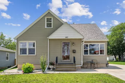 140 Bourland Ave, Waterloo, IA 50702