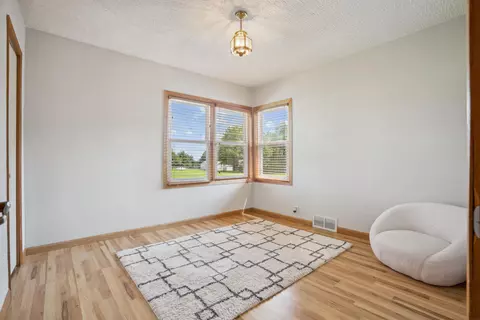 140 Bourland Ave, Waterloo, IA 50702 photo 13