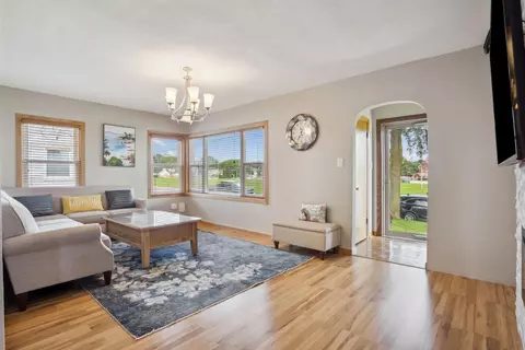 140 Bourland Ave, Waterloo, IA 50702 photo 5
