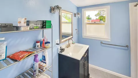 411 E Dunkerton Rd, Cedar Falls, IA 50613 photo 9