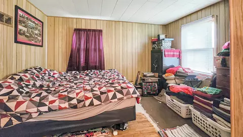 411 E Dunkerton Rd, Cedar Falls, IA 50613 photo 8