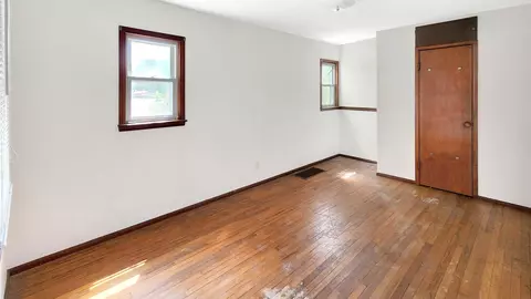 411 E Dunkerton Rd, Cedar Falls, IA 50613 photo 11