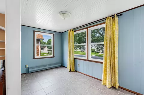 114 Bertch Ave, Waterloo, IA 50702 photo 6