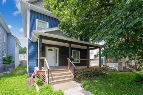 1524 4th St, Waterloo, IA 50701