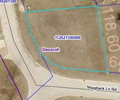 Shagbark Lane Road, Decorah, IA 52101