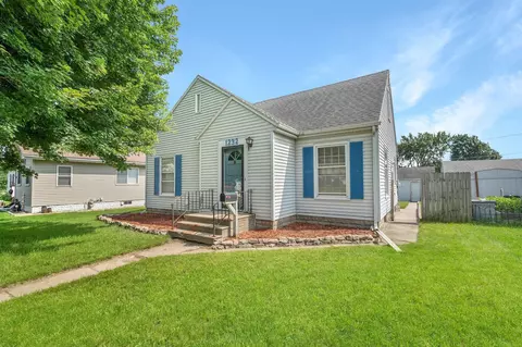 1232 Independence Ave, Waterloo, IA 50703