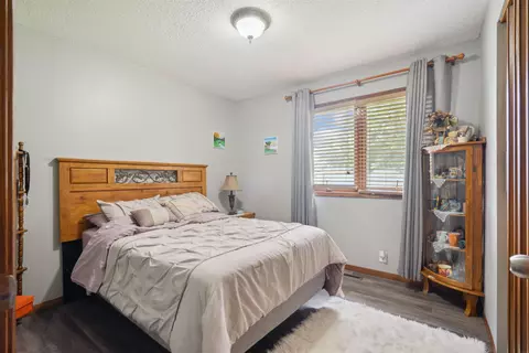 1012 Kaplan Dr, Waterloo, IA 50702 photo 9
