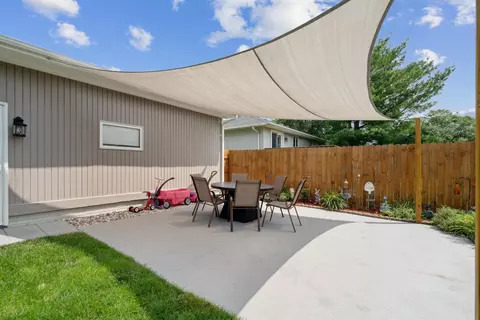 1012 Kaplan Dr, Waterloo, IA 50702 photo 17