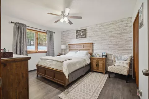1012 Kaplan Dr, Waterloo, IA 50702 photo 11