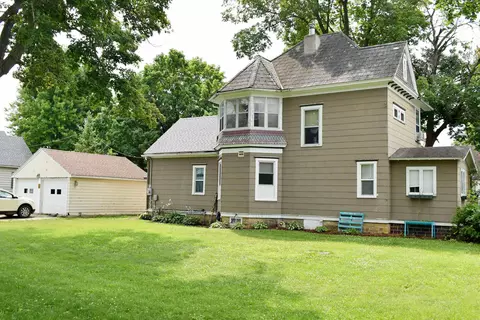 115 N Mitchell St, Saint Ansgar, IA 50472