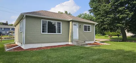 310 Wentling St, Nashua, IA 50658
