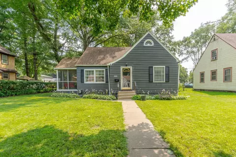 1008 Vine St, Waterloo, IA 50703