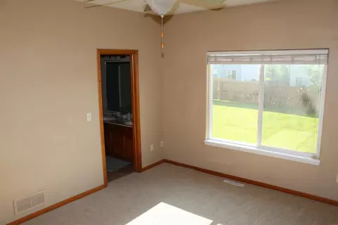 4908 Millenium Dr, Cedar Falls, IA 50613 photo 14