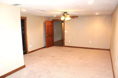 4908 Millenium Dr, Cedar Falls, IA 50613 photo 23